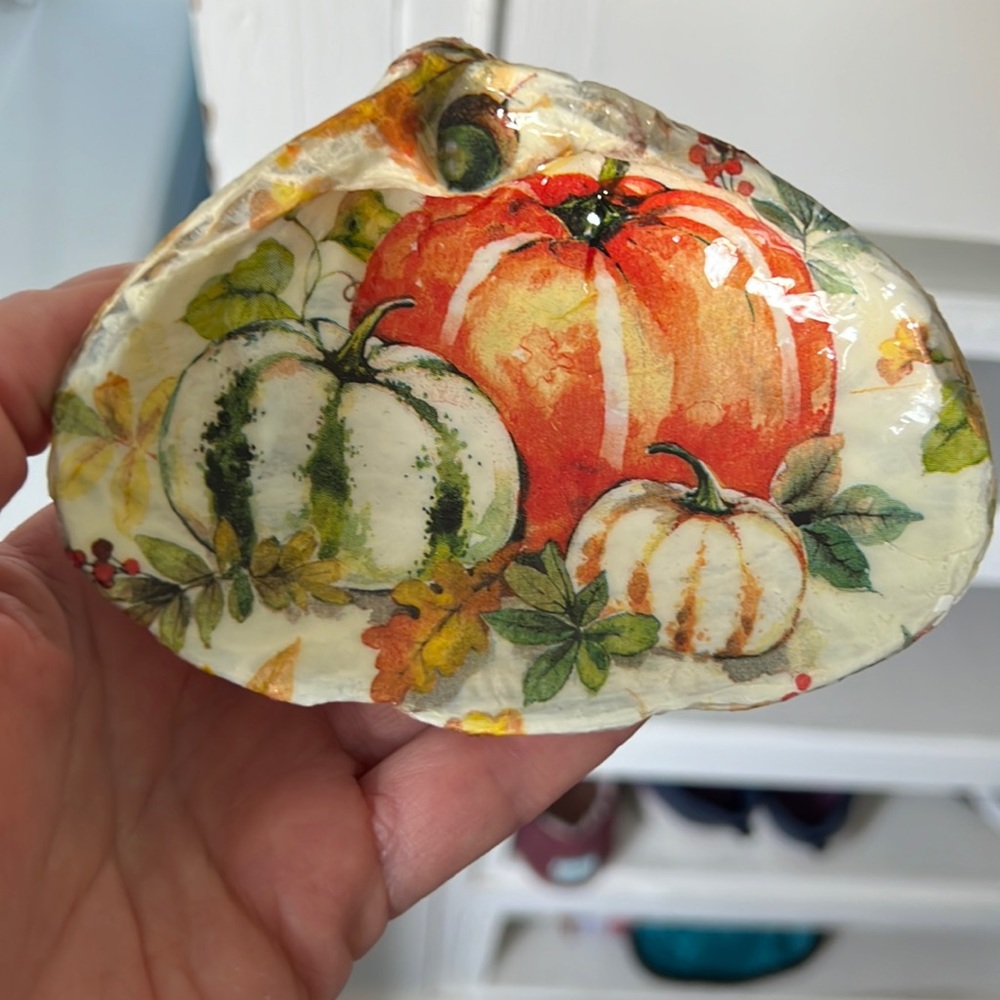 Hand Crafted Decoupage Pumpkins Sea Shell Ring Trinket Dish